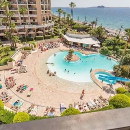 Appartement Magnifique Vue Parking Piscine Climatise *